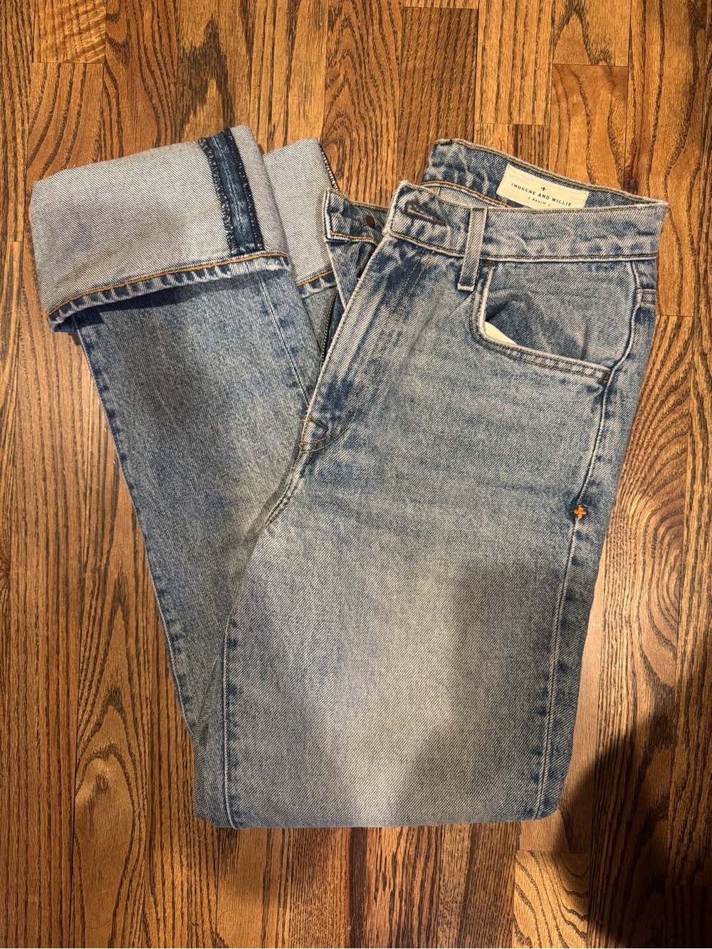 Imogene and Willie - Sophie - Light Wash Straight Leg Jeans - 26